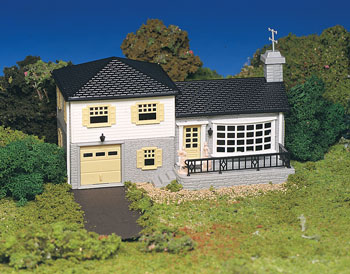 CASA ASSOBRADADA COM GARAGEM ESC.: 1/87 ESC.: HO