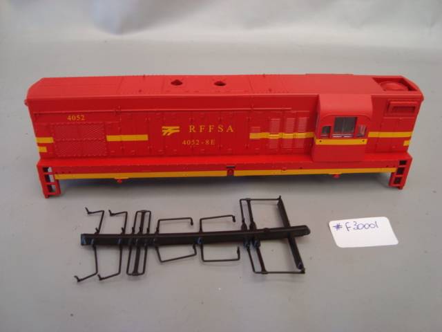 CARCAÇA DE LOCOMOTIVA DIESEL G-8 NOVA VERSÃO RFFSA NOROESTE ESC.: HO ESC.: 1/87