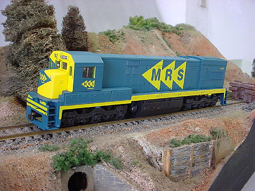 LOCOMOTIVA DIESEL U23C MRS ESC.: HO