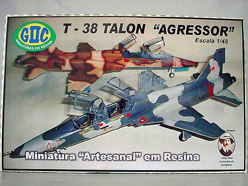 AVIÃO FAB T-38 TALON AGRESSOR (FAB) ESC.: 1/48 ENV.:250mm