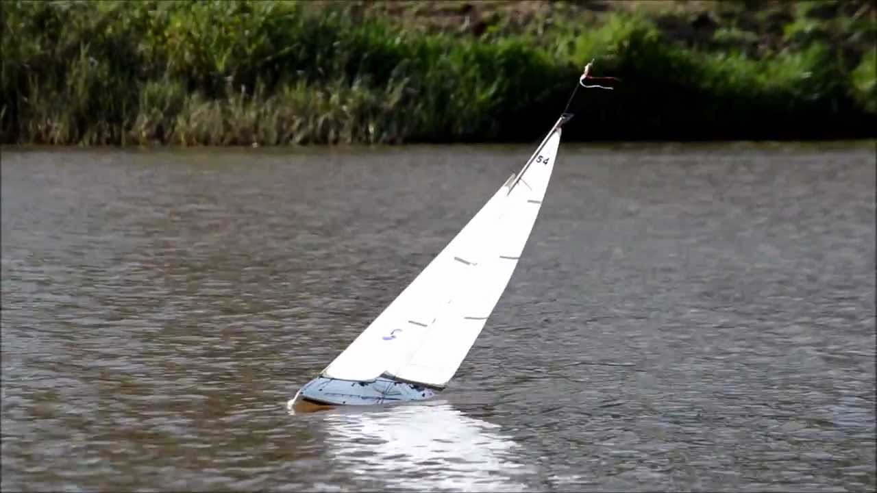 VELEIRO RC SURMOUNT COMP.: 800mm ALT.: 1520mm