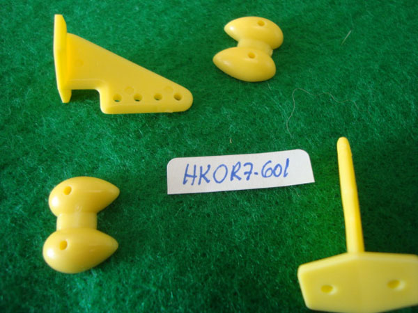 HORN PLÁSTICO C/ 4 FUROS TIPO T AMARELO ou ABOBORA PCTE.: C/ 2 