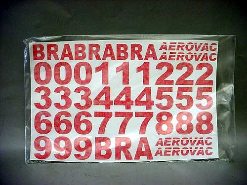 CARTELA DE ADESIVOS C/ NÚMEROS E LETRAS P/ APLICAÇÃO DE BRA EM FUSELAGEM DE AERO