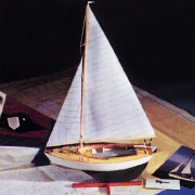 BARCO VELEIRO CHALUPA SAKONNET DAYSAILER ESC.: 1/24