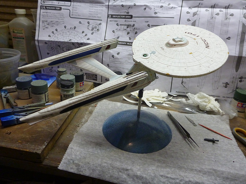 U.S.S. ENTERPRISE NCC-1701 REFIT STAR TREK ESC.: 1/1000