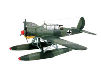 HIDROAVIÃO ARADO AR 196 A-3 ESC.: 1/72