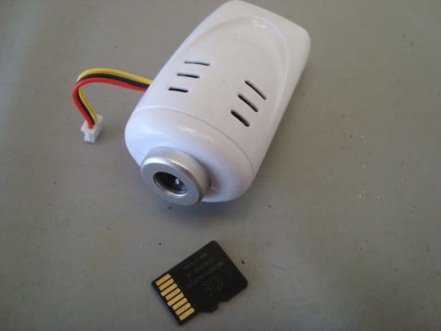 CAMERA P/QUADRICÓPTERO DRONE SYMA X5C C/ CARTÃO DE MEMÓRIA 4GB