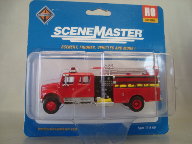 CAMINHÃO DE BOMBEIRO  CABINE TRIPULADA INTERNACIONAL 4900 ESC.: HO ESC.: 1/87