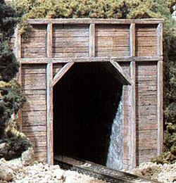 BOCA DE TUNEL PORTAL EM DORMENTES P/ 1 LINHA ESC.: HO ESC.: 1/87