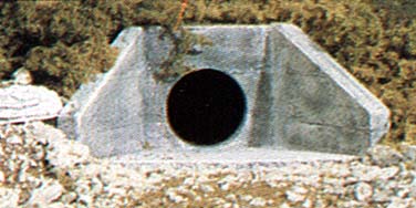 SAÍDA DE ESGOTO CULVERTS CONCRETO CX.C/2PEÇAS Esc.:HO