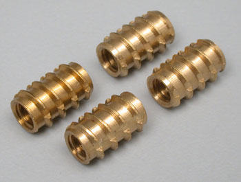 PORCA DE EMBUTIR AUTO CRAVANTE THREADED INSERT P/PARAFUSO 8-32(4,08mm)PCTE. C/4